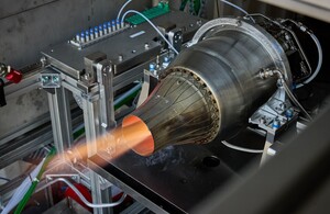 Alloyed tarafından geliştirilen egemen Birleşik Krallık turbojet motoru